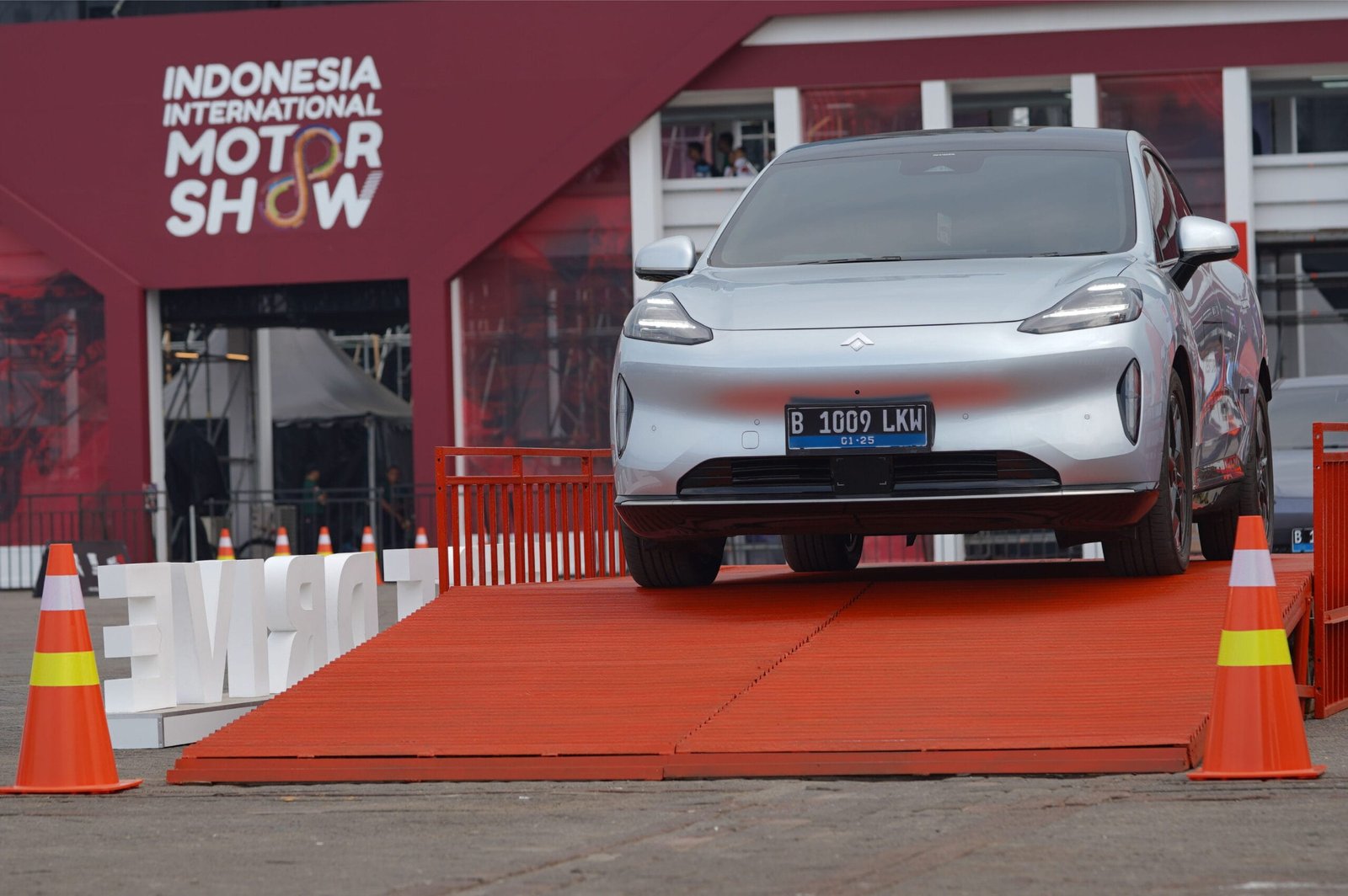 Test Drive Mobil AION di IIMS 2025: Jajal Teknologi Terkini GAC