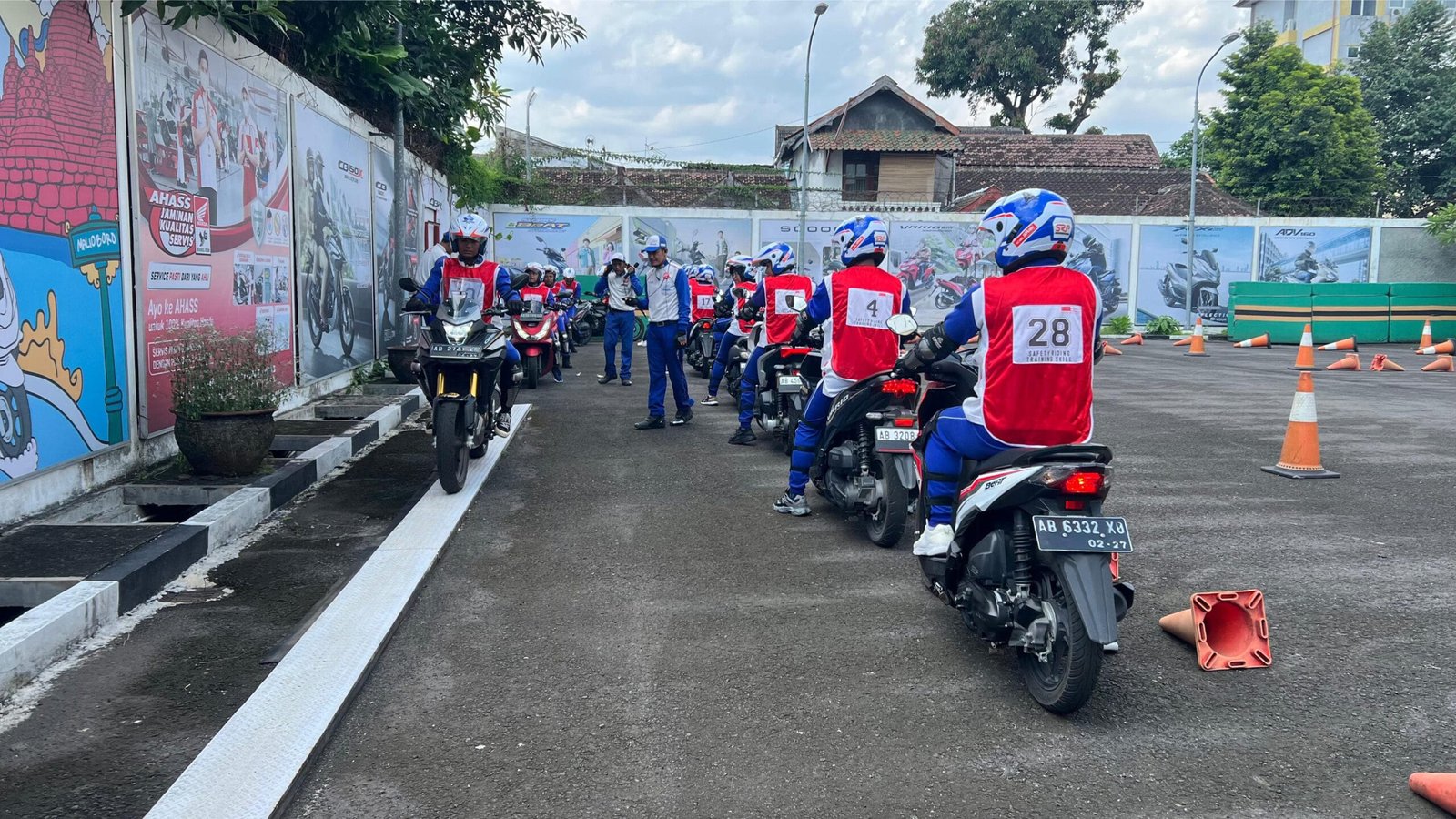 Astra Motor Yogyakarta Bersinergi Berbagi Semangat Edukasi Keselamatan Berkendara
