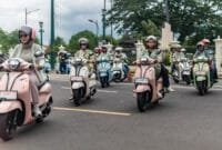 GAN07808 Ribuan Pengendara Grand Filano Hybrid Secara Serentak Tampil Stylish dan Berbagi Kebaikan di Seluruh Indonesia Waktu Bulan Ramadan