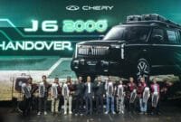Handover-2.000-unit-EV-Chery-J6-(2) Chery Genapkan Serah Terima 2.000 Unit J6 EV, Penuhi Janji Pengiriman Sebelum Lebaran 2025
