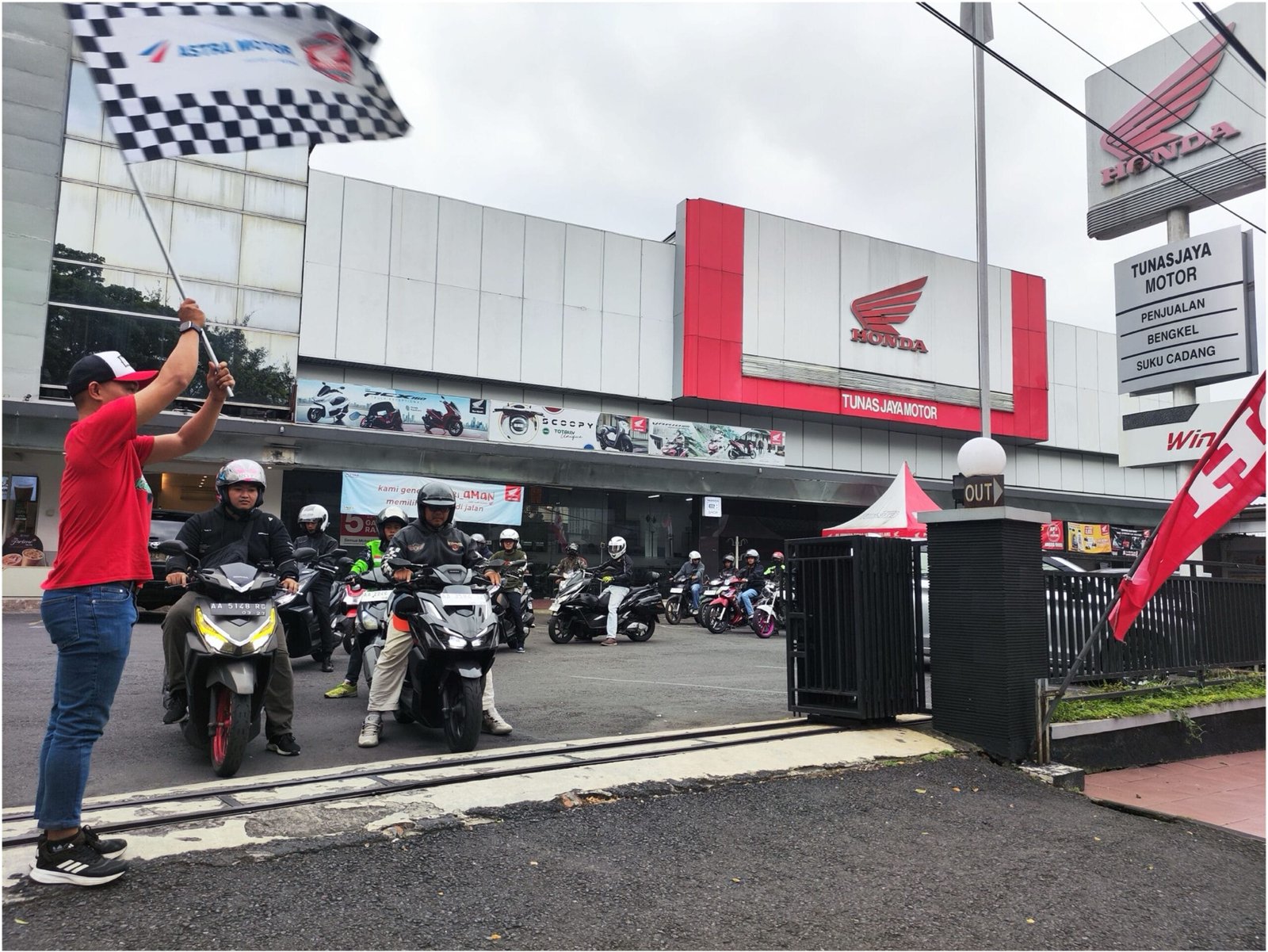 Ramadan Bikers Honda Astra Motor Yogyakarta Komunitas Honda Tebar Semangat Berbagi di Magelang
