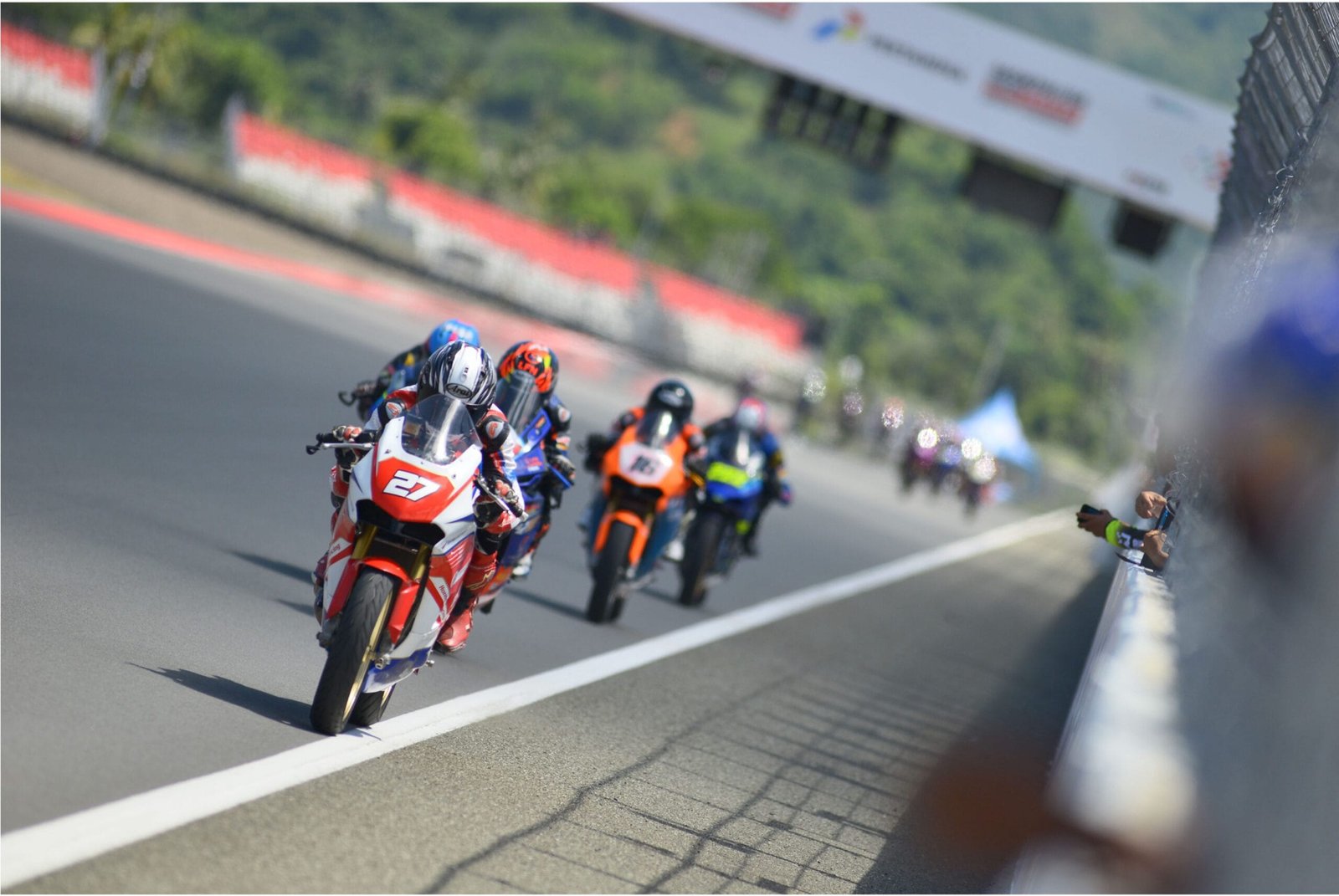 Astra Motor Racing Team Berhasil Podium di Seri Perdana Mandalika Racing Series Kelas NS250cc