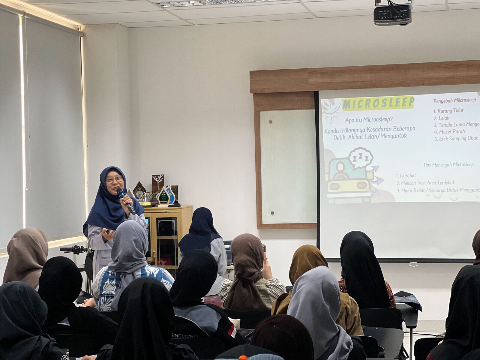 Kolaborasi Astra Motor Yogyakarta bersama Ditlantas Polda DIY dan Dishub Yogyakarta Seminar Berkendara Aman di Pesimpangan Bagi Kartini Muda