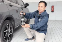 Tips Cara Menggunakan Tire Repair Kits di Mobil Listrik NETA